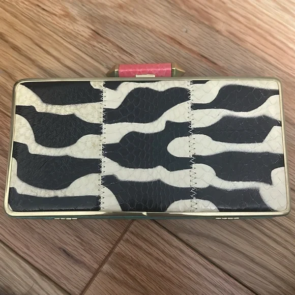 Brian Atwood - Black/White Hard CrossBody/Clutch - Picture 5 of 6